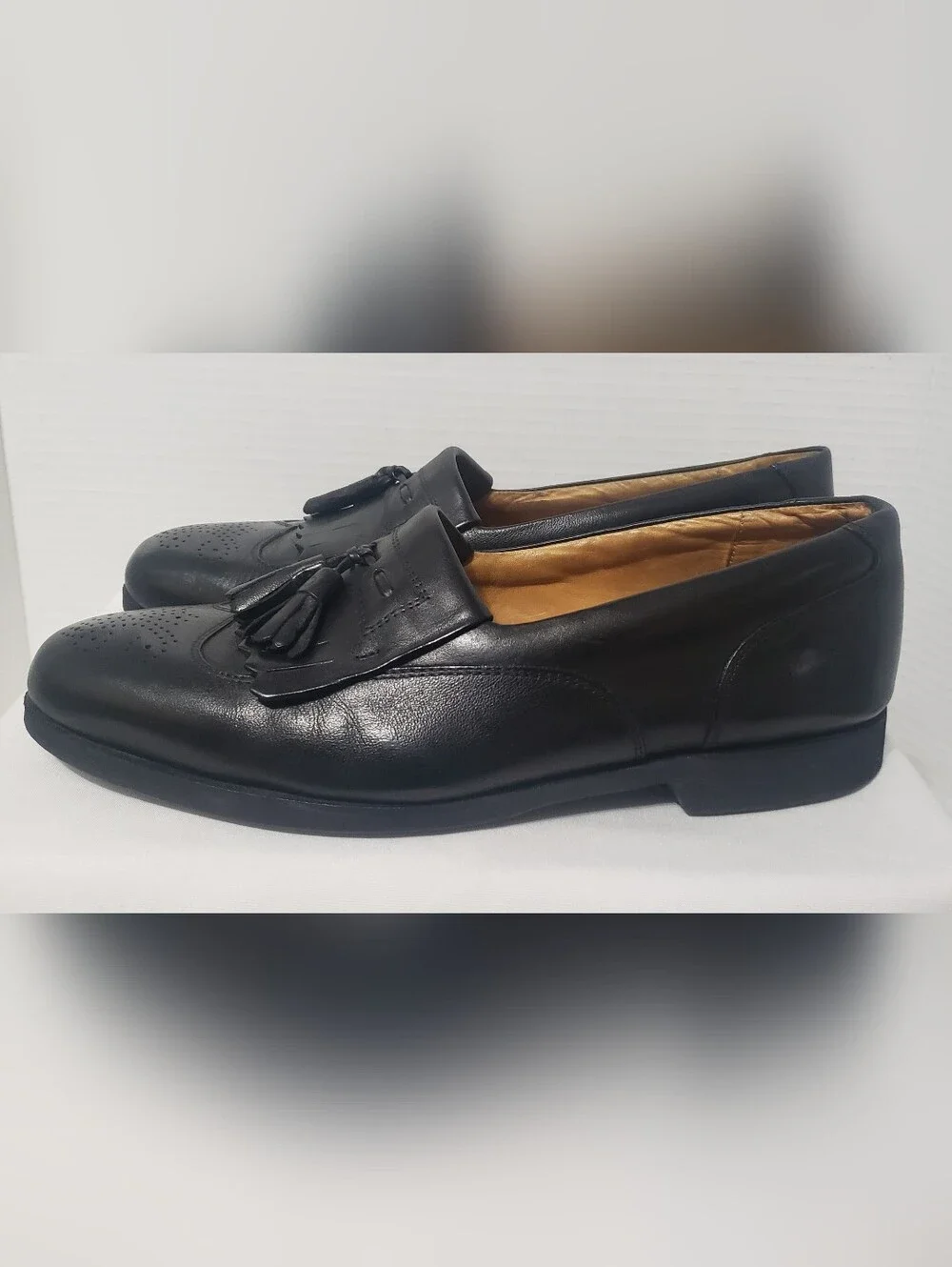 Sandro Moscoloni Men’s Black Tassle Loafer Shoes Size 10 M.